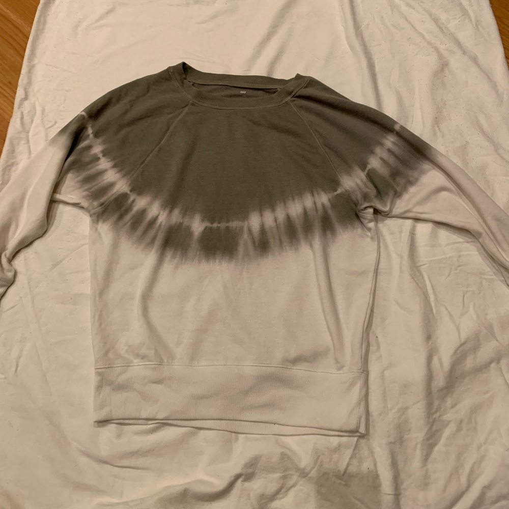 Tie-dye sweatshirt